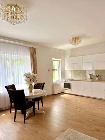 Budapest, I. kerület, Gellérthegy - Photo 4