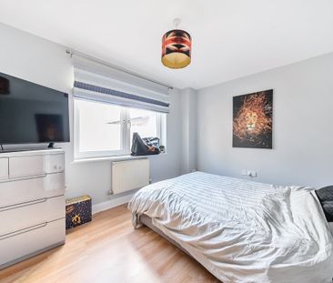 3 bedroom apartment to rent - Photo 2