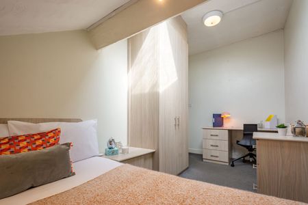 229 HYDE PARK ROAD Leeds - LS6 1AH - Photo 4