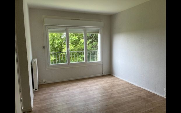 Location Appartement 4 pièces 80 m² Cluis - Photo 1