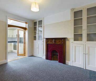 Faringdon Road, St Judes, Plymouth, Devon, PL4 - Photo 2