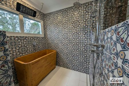 Renovated Two Bedroom Home in South Durras - Photo 3