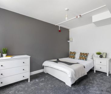 3 bedroom terraced house to rent - Photo 3
