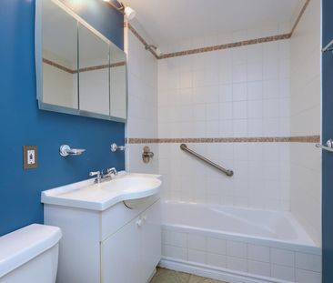 For Lease - 100 George Henry Boulevard Unit# 2, Toronto, Ontario - Photo 4