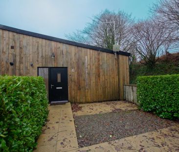 3 bedroom semi-detached bungalow to rent - Photo 1