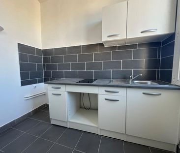 Location appartement Marseille 1er (13001) - Photo 2