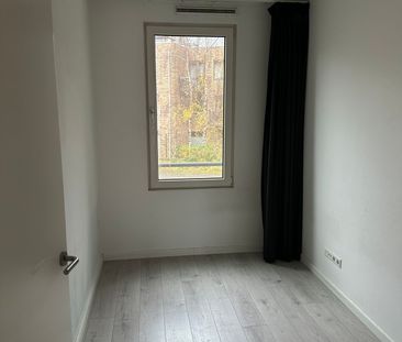 Appartement te huur: Mary van der Sluisstraat 372 1095 ME Amsterdam - Photo 1