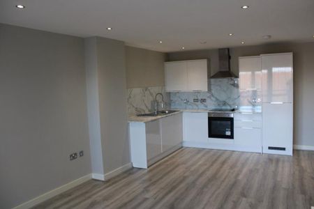 2 bedroom flat to rent - Photo 4