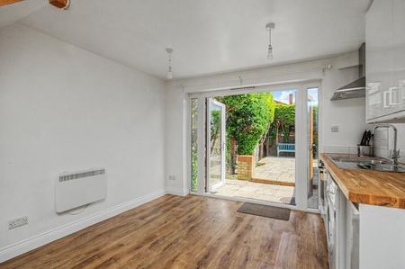 1 bedroom end of terrace house to rent - Photo 2