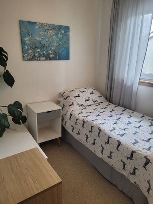 3 Bed End Terrace, Claremont Grove, AB10 - Photo 1