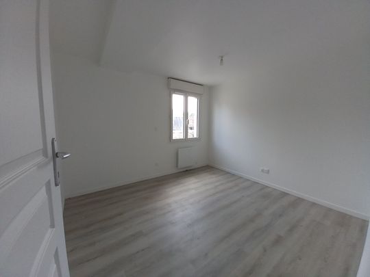 Location maison de ville 3 pièces, 55.00m², Étrépagny - Photo 1