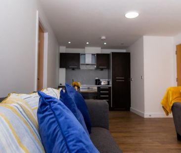 2 bedroom flat to rent - Photo 6