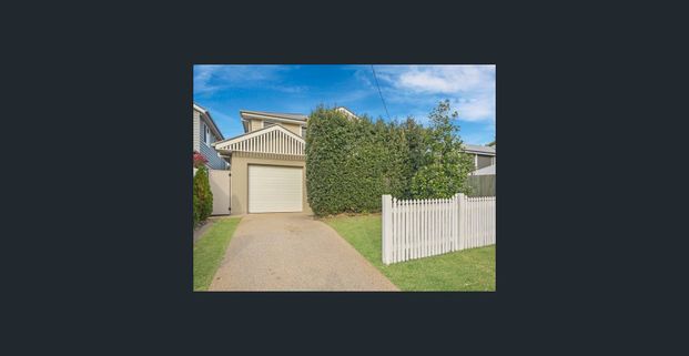Executive Townhouse in Leafy East Toowoomba - Photo 1