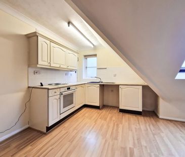 Studio to rent - Photo 2