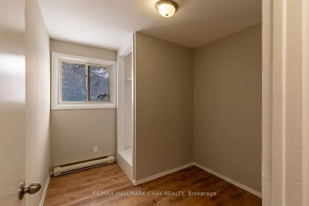 209 Oxford Street #2 - Photo 4