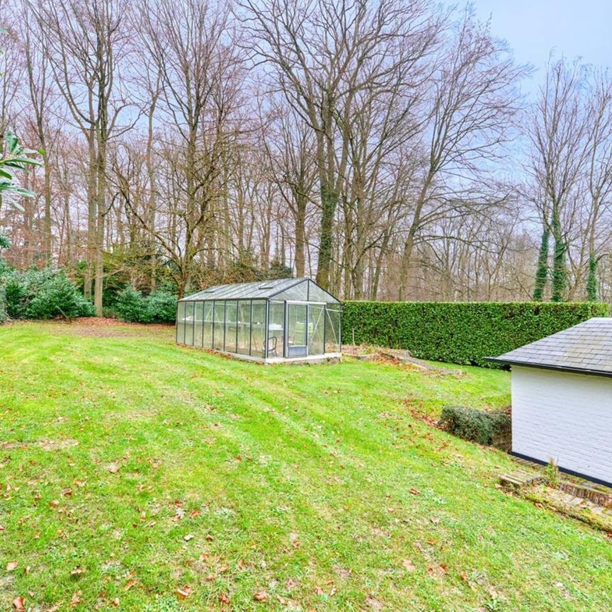 Charmante maison 2 chambres avec beau jardin et 2 parkings - Foto 1