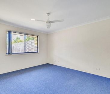 SPACIOUS HOME PERFECT FOR YOUR FAMILY! - Photo 3