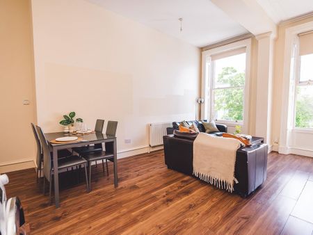 2 bedroom apartment to rent - Photo 3