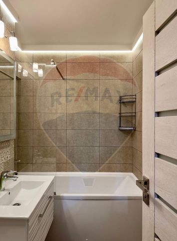 Apartament cu 2 camere de închiriat în zona Central - Photo 3