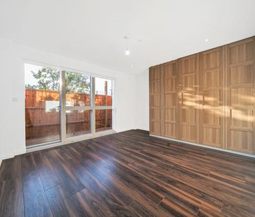 Elm Grove, Wimbledon, London, SW19 - Photo 4