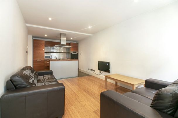 Long Lane, London, SE1 4PF - Photo 1