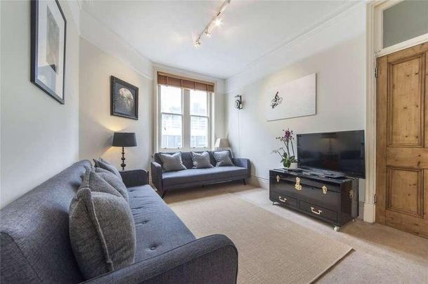 Charing Cross Road, Covent Garden, London, WC2H - Photo 1