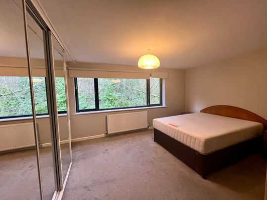 3 bedroom flat to rent - Photo 1