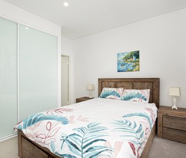 Modern Ground Floor Living with a Huge Wrap-Around Courtyard - Photo 3