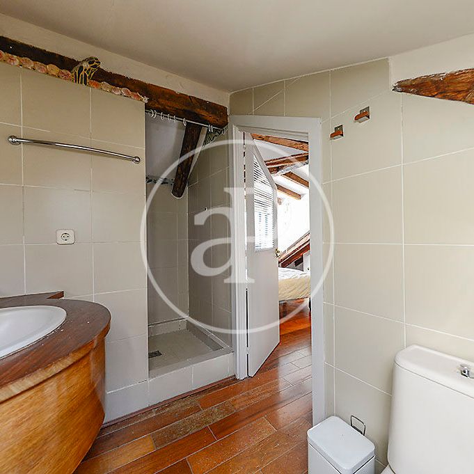 Penthouse for rent in Palacio (Madrid) - Photo 1