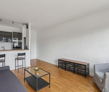 Location Appartement 1 pièce Meublé 32m² PARIS 16ème - Photo 6