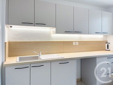 Location Appartement 3 pièces 63m² ST ANDRE LES VERGERS 10120 - Photo 5