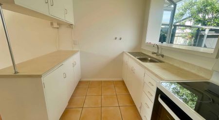 Sunny & Private | Celtic Crescent! - Photo 2