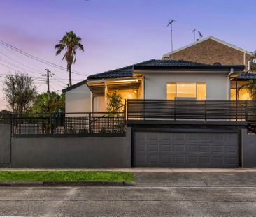 Expansive Family Residence in a Prime Maroubra Location - Photo 5