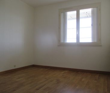 Location Appartement 3 pièces 71m² FLEURY LES AUBRAIS 45400 - Photo 4