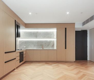 First Home for Luxury and Fashion Icon I Exclusive Amenities and Se... - Photo 3