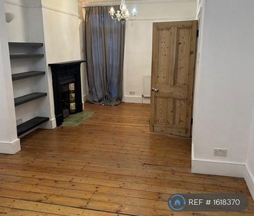 3 bedroom terraced house to rent - Photo 5