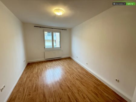 Teilsanierte 3,5-Zimmer-Mietwohnung mit Balkon nahe dem Zentrum +++ Knittelfelds +++ - Photo 2