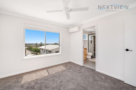 1 Kaibug Close, Fletcher NSW 2287 - Townhouse For Rent | Domain - Photo 5