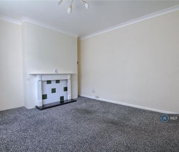 2 bedroom semi-detached house to rent - Photo 1