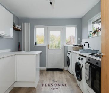 3 bedroom semi-detached house to rent - Photo 2