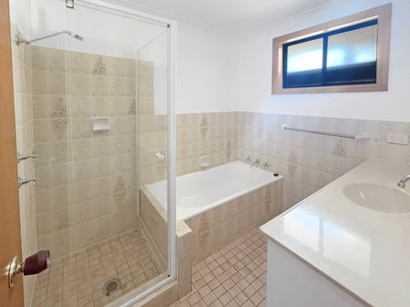 26 Aspen Road, Dubbo NSW 2830 - House For Rent | Domain - Photo 4