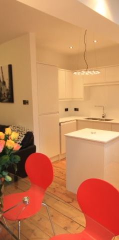 Double room - Large communal space - Photo 1