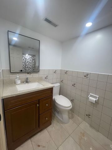For Lease - 34 Jacana Street, Vaughan, Ontario - Photo 2