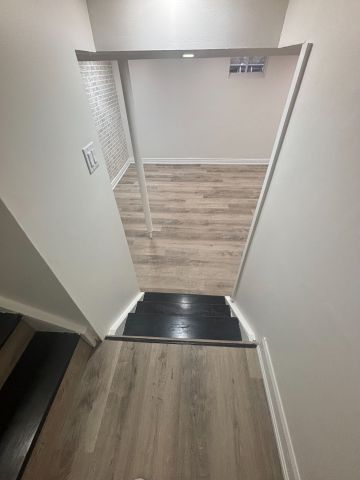 For Lease - 36 Umbria Crescent Unit# Bsmt, Vaughan, Ontario - Photo 4