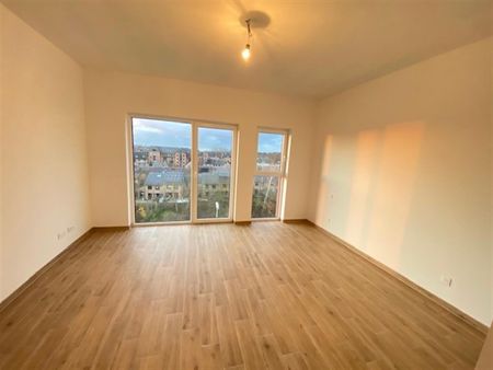 Lumineux Duplex (penthouse) 1ch avec Parking à 1348 Ottignies-Louvain-la-Neuve Louvain-la-Ne  Loyer: 1 050 € - Foto 5