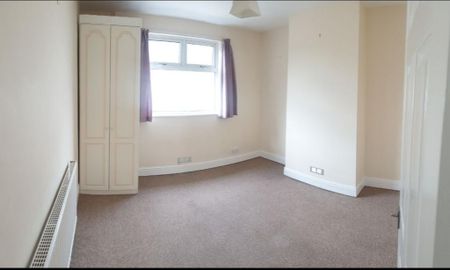 3 bedroom bungalow to rent - Photo 2