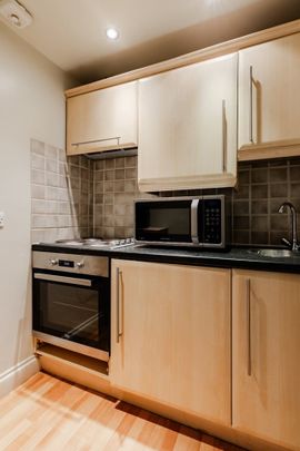 Studio Flat, Fairhazel Gardens, NW6 - Photo 1