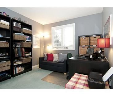 3 Robarts Cresent - Photo 4