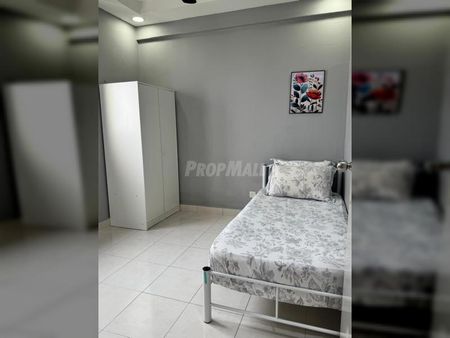 FULLY FURNISHED TIARA IMPERIO RESIDENCE, KAJANG - Photo 4