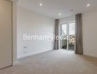 3 Bedroom flat to rent in Parrs Way, Hammersmith, W6 - Photo 5